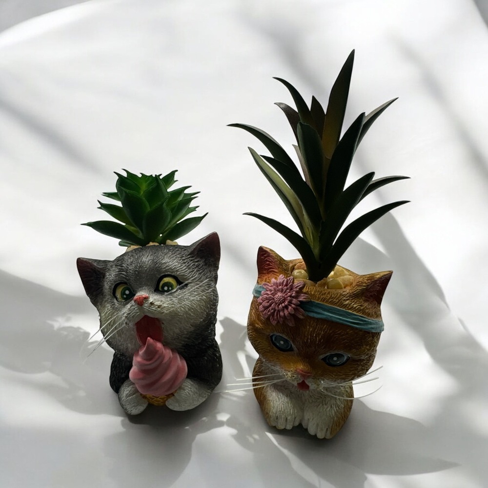2 Purr-fect Planters Bradford Exchange Artificial‎ Plants Sweet Pea & Loki